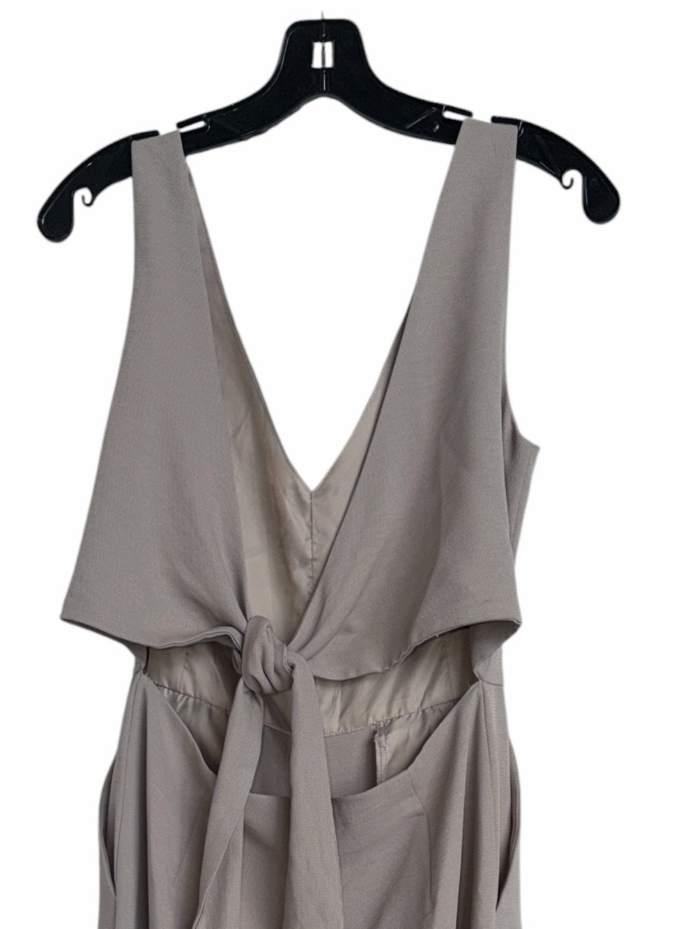 Dress Forum Los Angeles Dallas Jumpsuit in Dove size Small - Picture 5 of 10